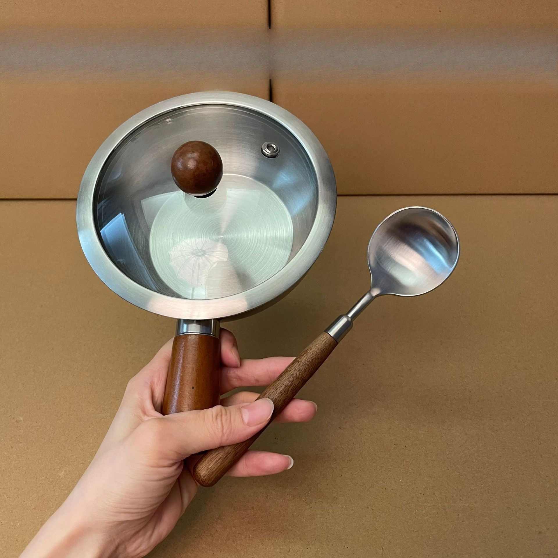 TEMU 304 Stainless Steel Small Saucepan With Walnut Wood Heat-resistant Handle, Thickened No-coating Milk Pot, Baby Food Pot For Noodles, Soup,