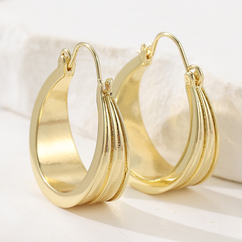 Women's Handmade Copper Retro Striped Circle Pendant Earrings