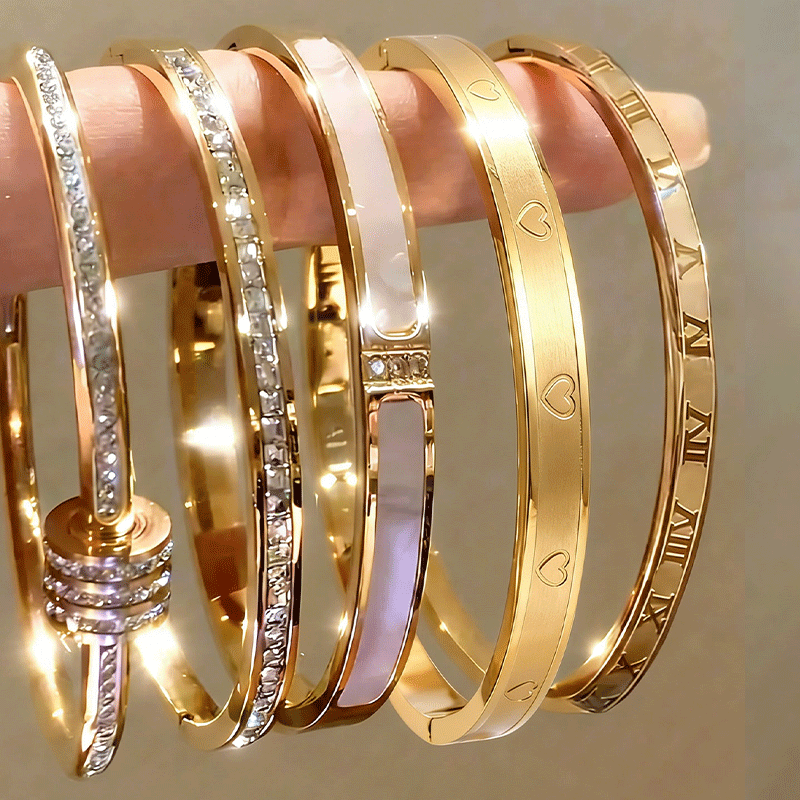 5pcs Cold Silvery Heart-Shaped Roman Numeral Bracelet Set