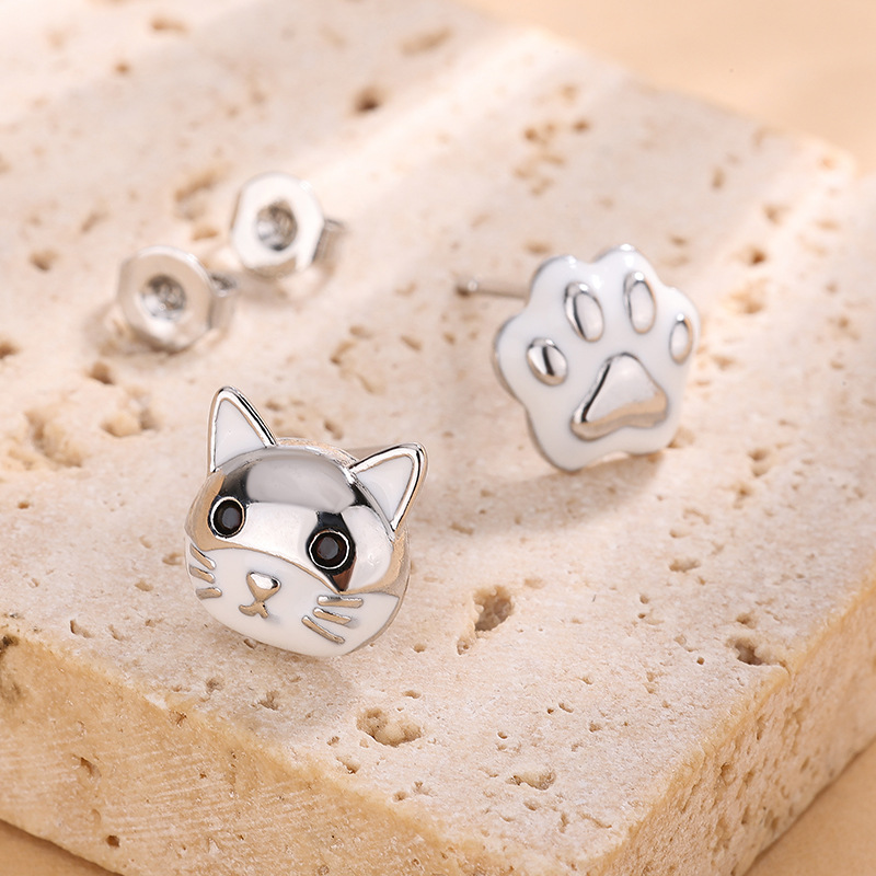 TEMU 2pcs Asymmetric Cat Paw Stud Earrings, Elegant And Versatile, Suitable For Daily /vacation/valentine's Day/birthday/mother's