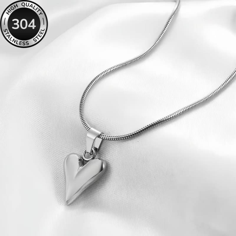 Women's Gold-Plated Heart Necklace, Minimalist Elegant Design