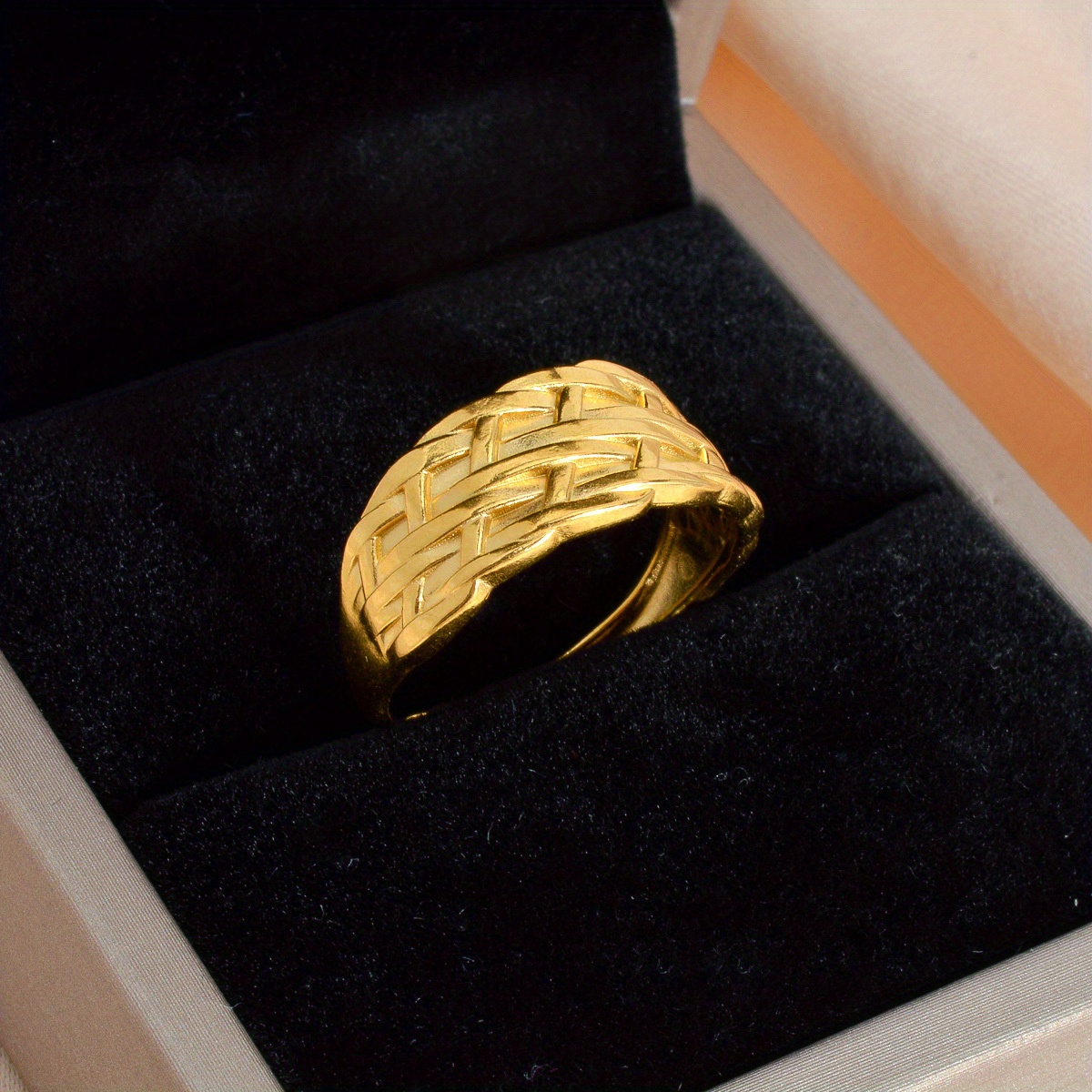 Unisex Chic Stackable Ring, Middle Eastern Retro Design