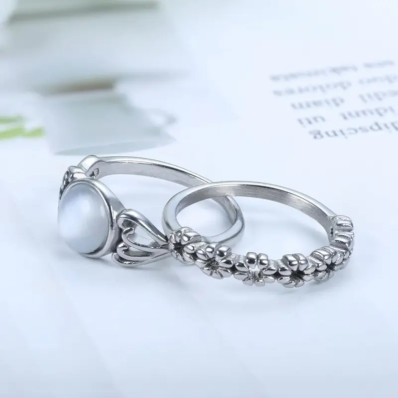 3 pcs stainless steel fidget band ring for women spinner rings solitaire ring daisy flower ring set Product details 0