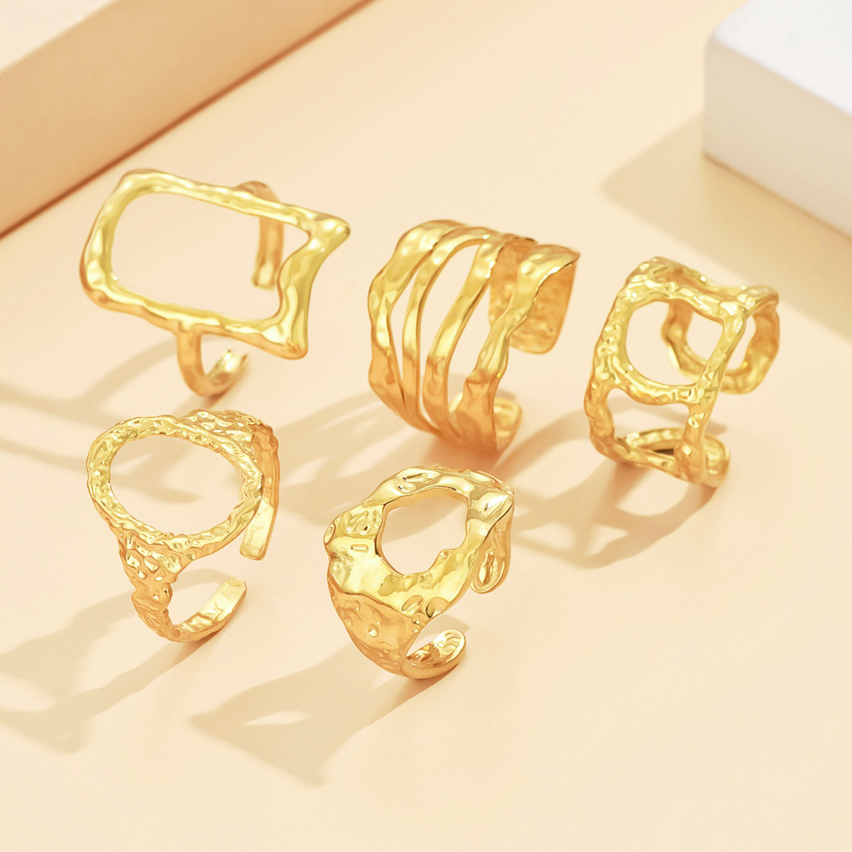 TEMU Set di 5 anelli aperti in acciaio inossidabile forgiati a con texture a fossa per donna, design geometrico irregolare con foro, due colori oro e