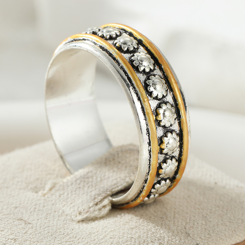 Bohemian-style Vintage Print Pattern Ring
