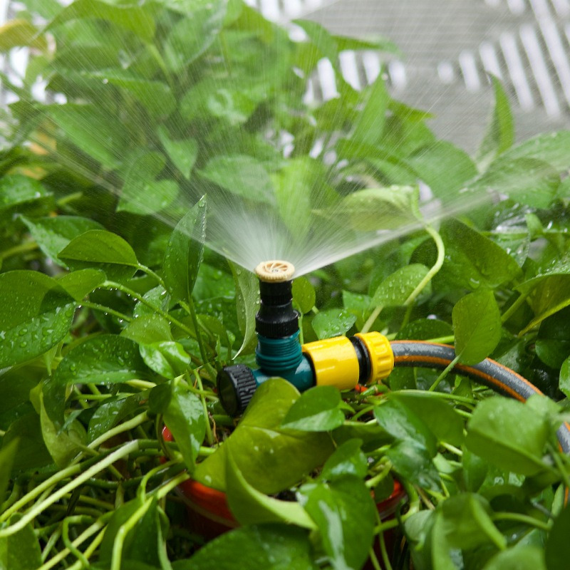 Arroseur Oscillant Pelouse 360° Réglable - Pour Jardin, Serre, Parterres Fleurs - Alliage + ABS, Résistant Aux Intempéries - 3