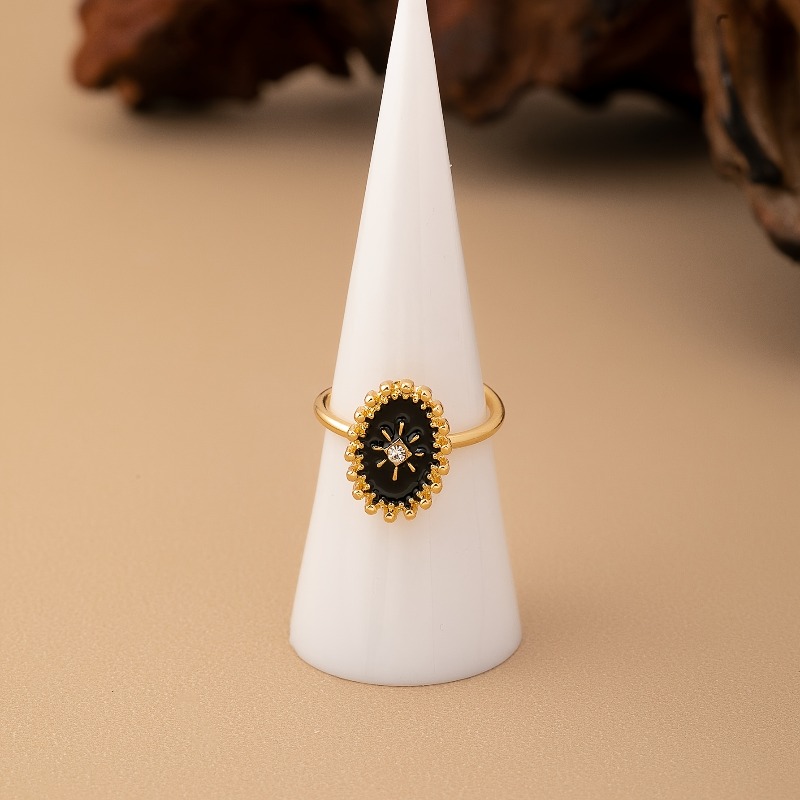 Women's Irregular Oval Star-Of-Eight Black Dripping Ring