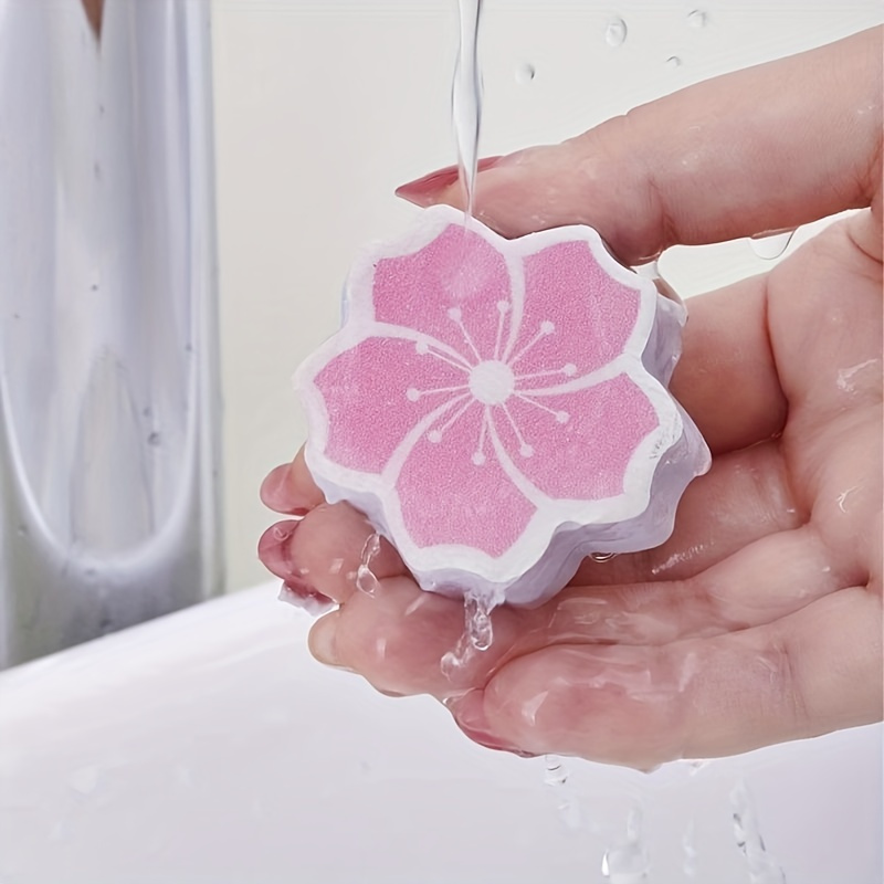 2 4pcs multifunctional cleaning sponges for removing stains from bathroom glass mirrors descaling faucets floral shaped sponges suitable for cleaning bathrooms kitchens and bedrooms details 5