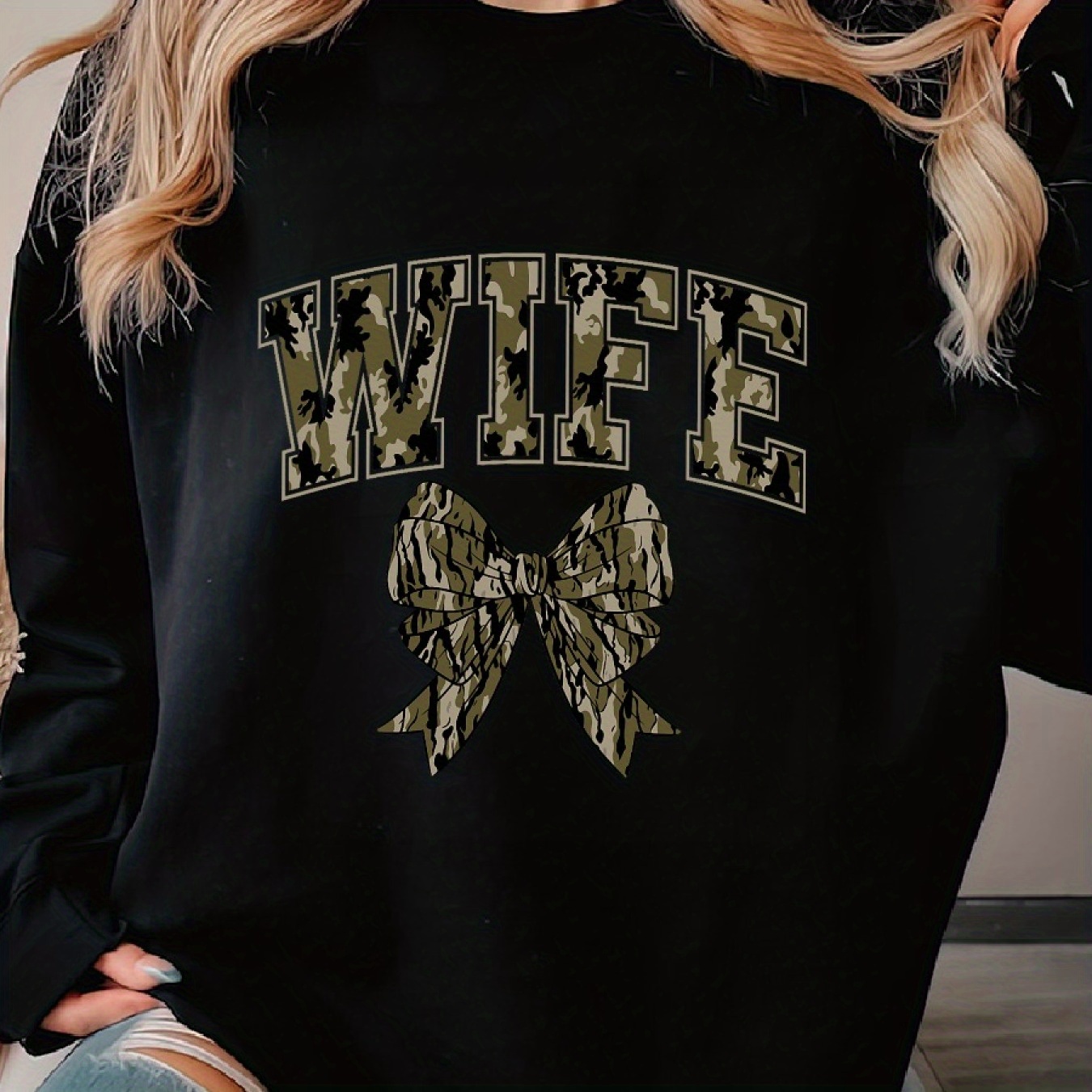 

Bow 's , Long Sleeve For