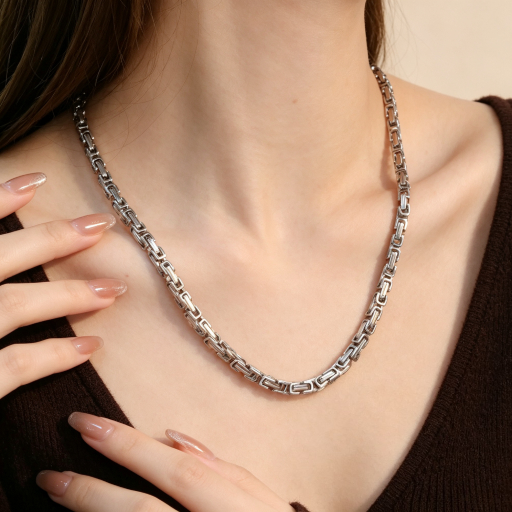 Personality Retro Stainless Steel Geometric Necklace