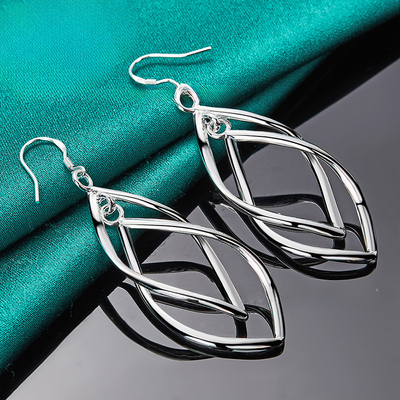 TEMU Pair Of S925 Silver-plated Earrings - Rhombus Design - Suitable For Daily Wear And Holidays - Gift