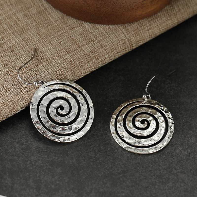 Women's Retro Spiral Hoop Circular Earrings, Versatile Gift