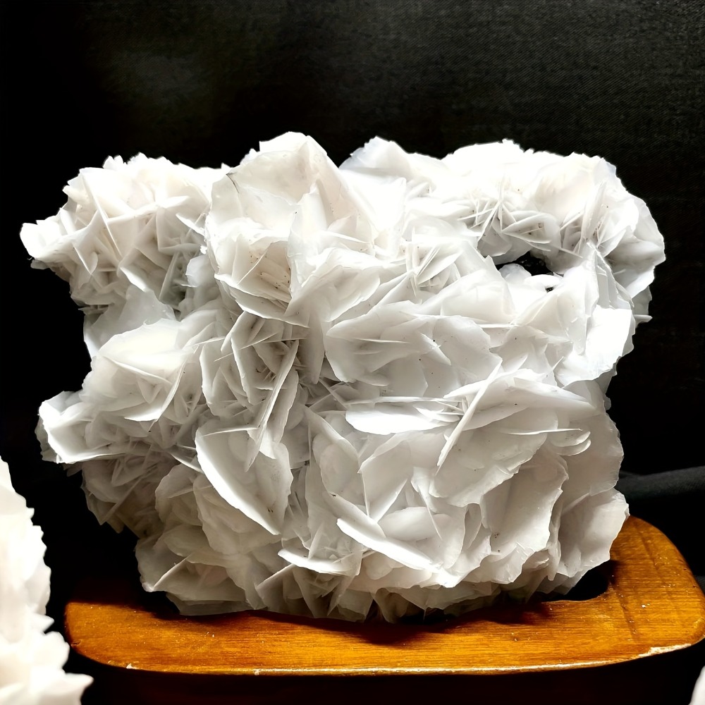 Image of 1pc Rare White Rose Stone - Bohemian Style Purple Fluorescent, Elegant Making, Home Decoration, Mineral Specimen, For Home And Desk, Ideal For Home Decoration And Unique Gift