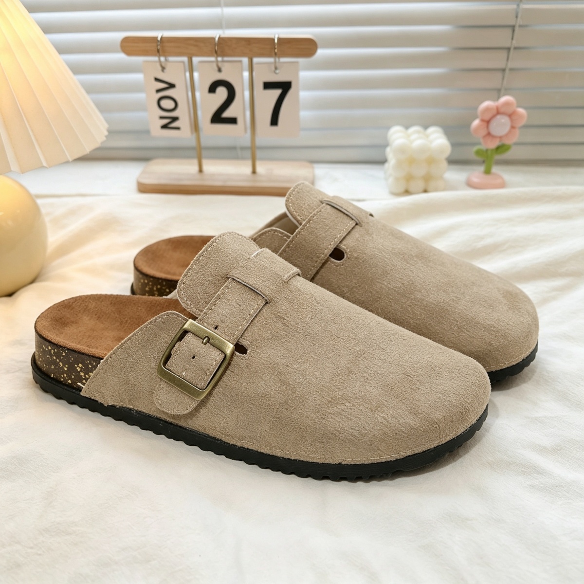 TEMU Women's Mule Shoes, With Joggers For A Casual And Look, Ideal For Vacation Casual Wear, Easy And Stylish Presentation Of Mules, A Literary Retro