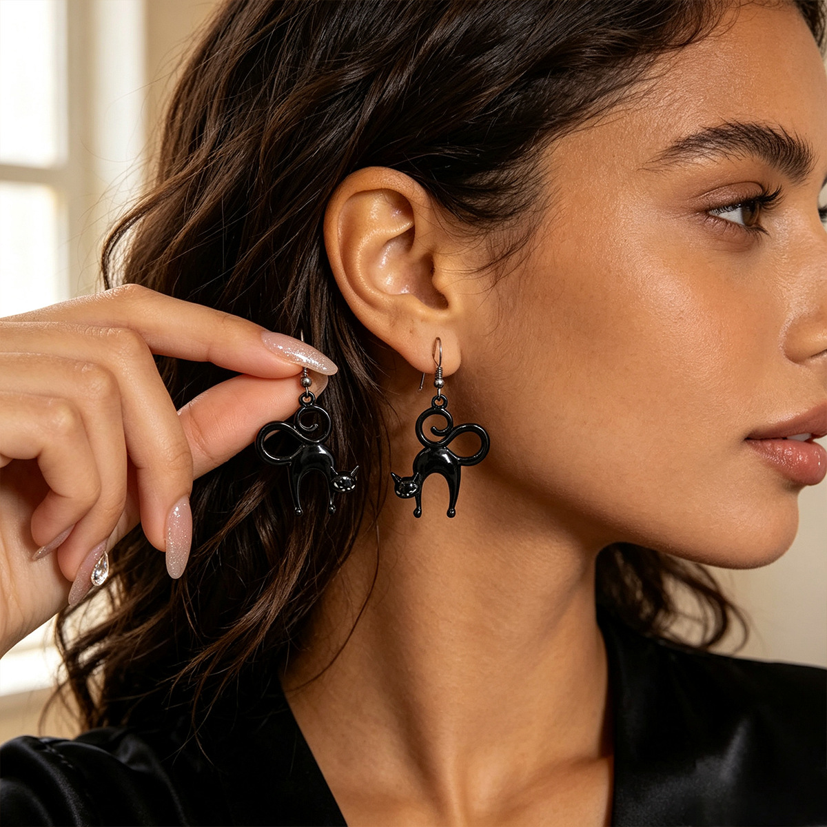 TEMU Ganchos para orejas con forma de gato negro , fáciles y divertidos, con un diseño único y elegante que transmite un y elegante, lo que los