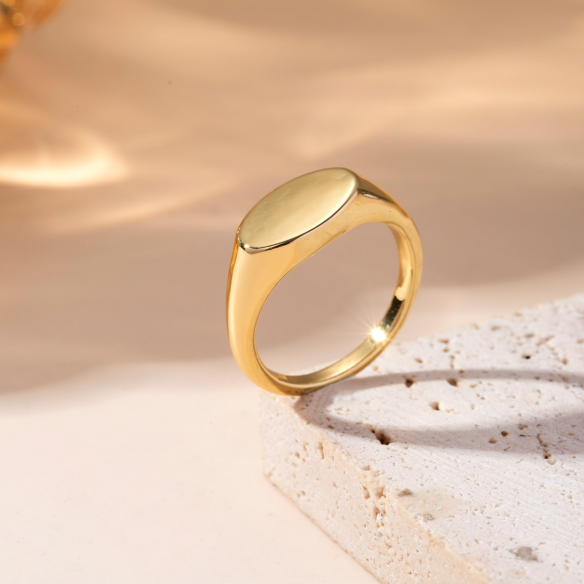 Men's Minimalist Solid-Band Oval Design Ring, Casual Attire