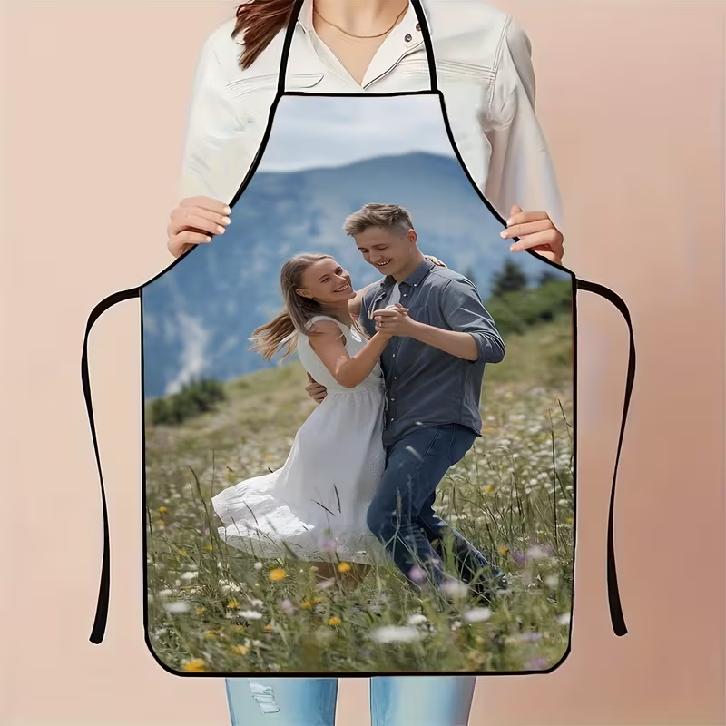 TEMU Personalized Photo Apron, 1pc, 2d Printed, Accessory, Suitable For New Year, Valentine's Day, Thanksgiving Gifts, Versatile, Stylish Kitchen