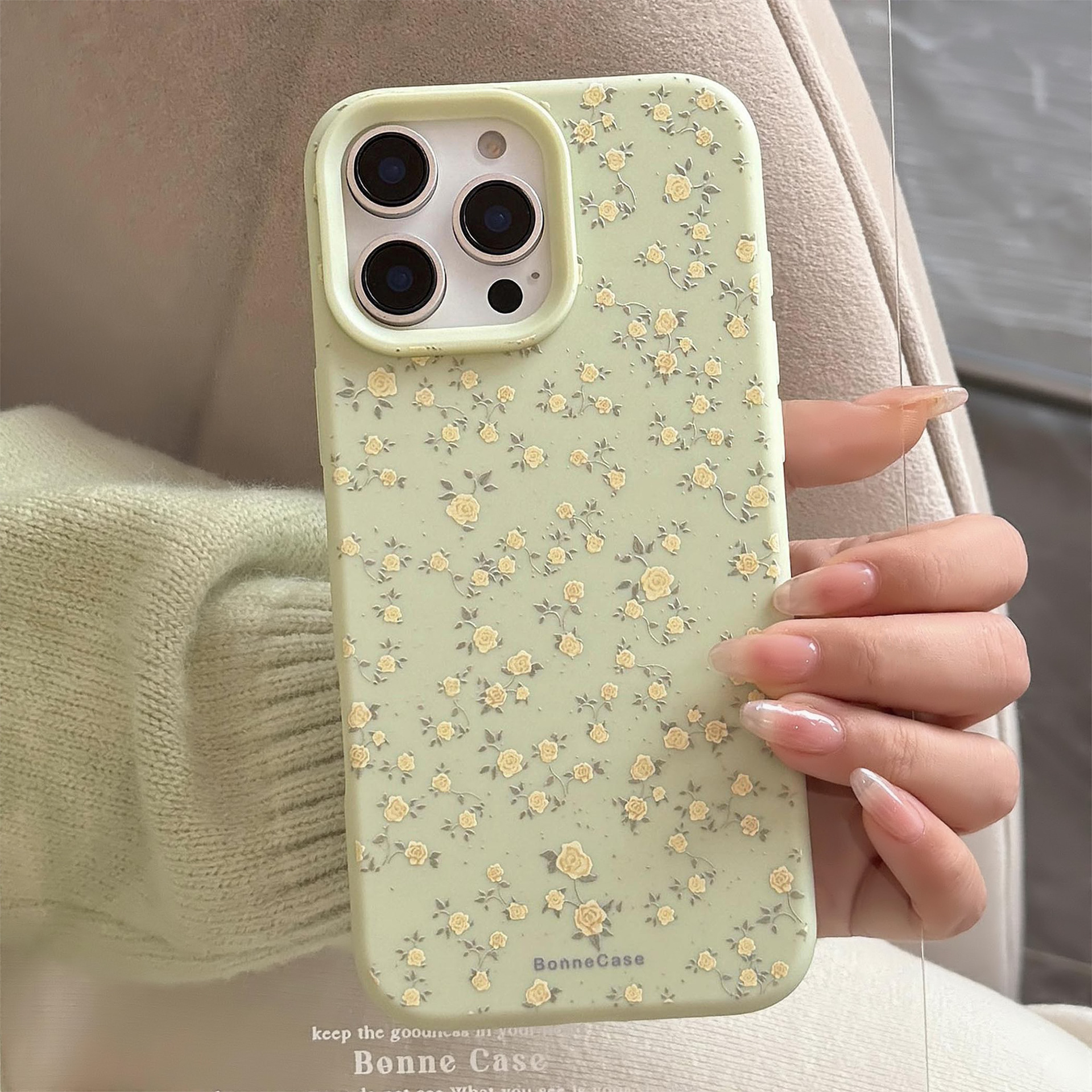 Yellow Small Floral Pattern Suitable for Apple 16 Mobile Phone Case 15pro Max Fresh iPhone 14 Temperament 13 Frosted Soft Shell 11