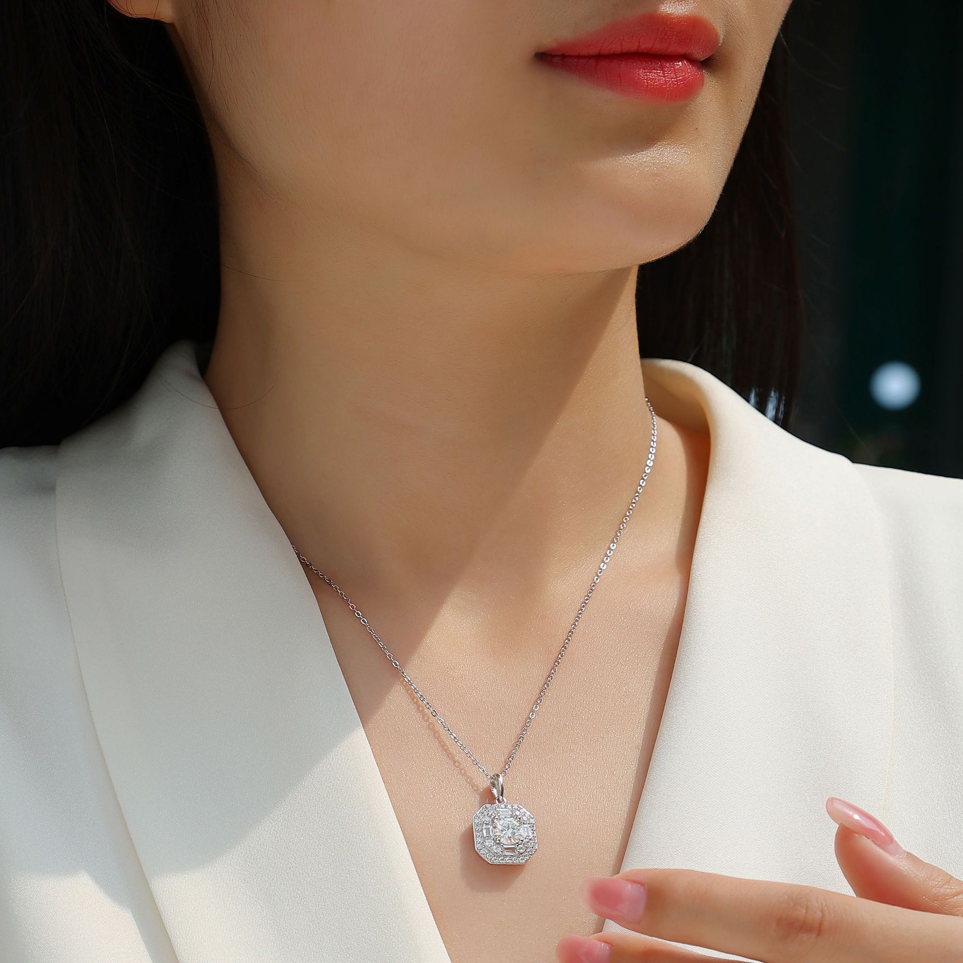 1 Carat Moissanite Pendant Necklace, Versatile Gift
