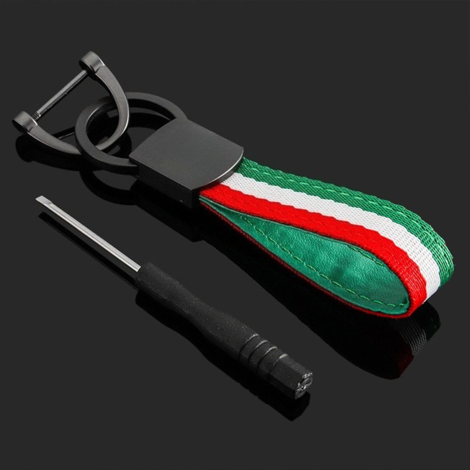 TEMU Porte-clés de voiture à rayures , ensemble de bagues de clés. Rouge, blanc, vert, combinaison de couleurs. Accessoires à suspendre pour voiture.