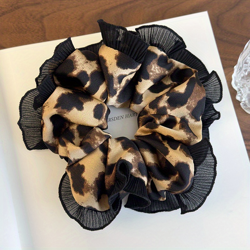 E-shop Trendige Haargummis mit Leopardenmuster in Kaffee Farbe, Rüschen-Scrunchies für einen sexy und süßen Look, für Dutt und hohe Pferdeschwänze