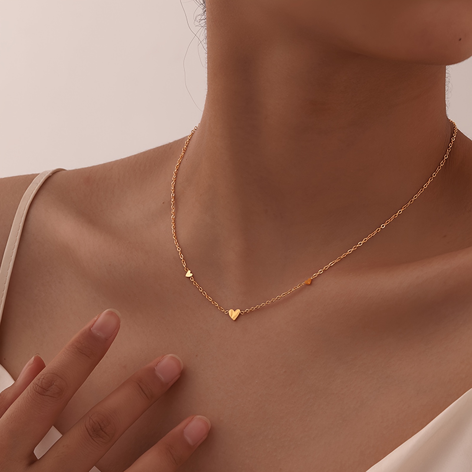 1pc Women'S Stainless Steel Necklace, Bohemian Style 18K Golden Plated Stainless Steel Heart Pendant Collarbone Chain(Women'S Style), Elegant Everyday Wear Necklace, Fashion Jewelry, Gift