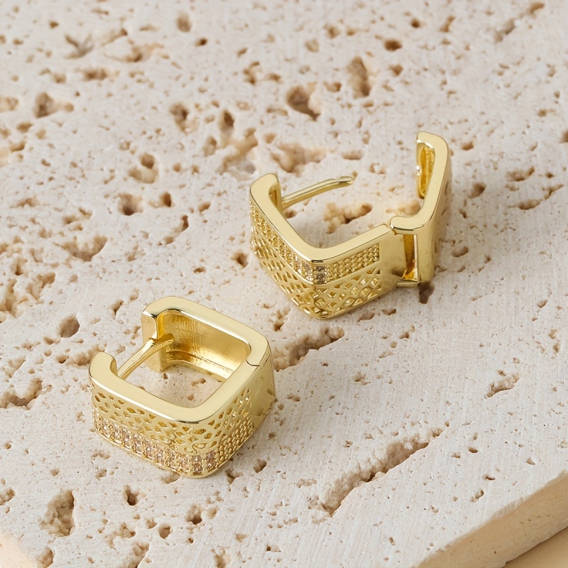 Women's Classic Chic Geometric Square Hollow Mesh Sparkle Wide Huggie Earrings