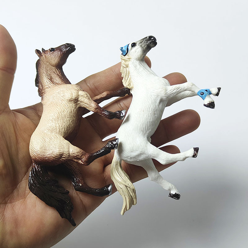 2pcs Realistic Solid Wild Animal Model Running White Horse Model Lifelike Ornament Toy Doll Used For Courtyard Gardening Decoration Courtyard Miniature Decoration Plant Decoration Car Ornament
