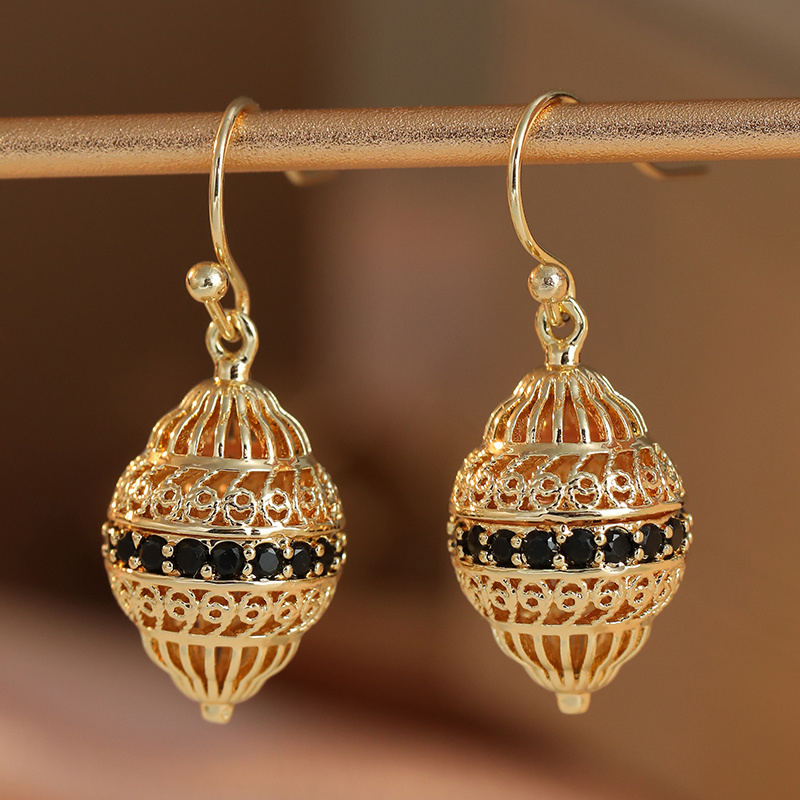 Ladies' Vintage Hollowed Out Ear Hook, Floral Patterns
