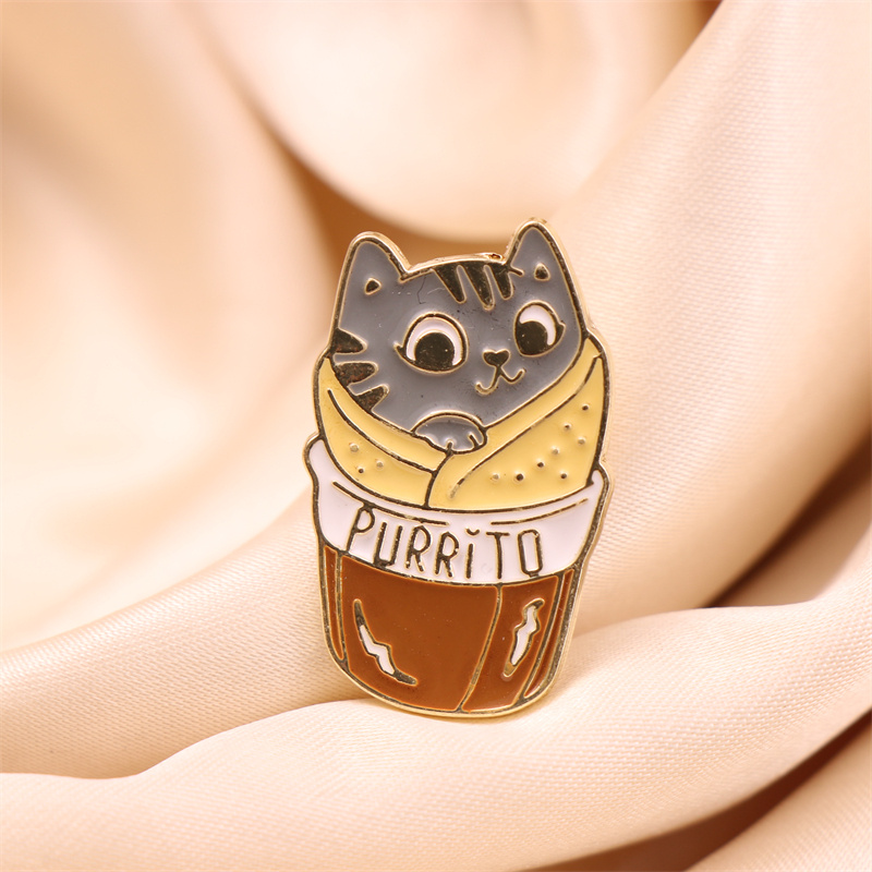 Image of 1pc Cartoon Cute Cat Cake Dessert Shaped Brooch, Badge To Enhance Charm And Temperament, Perfect Accessory Small Gift For On Holidays
