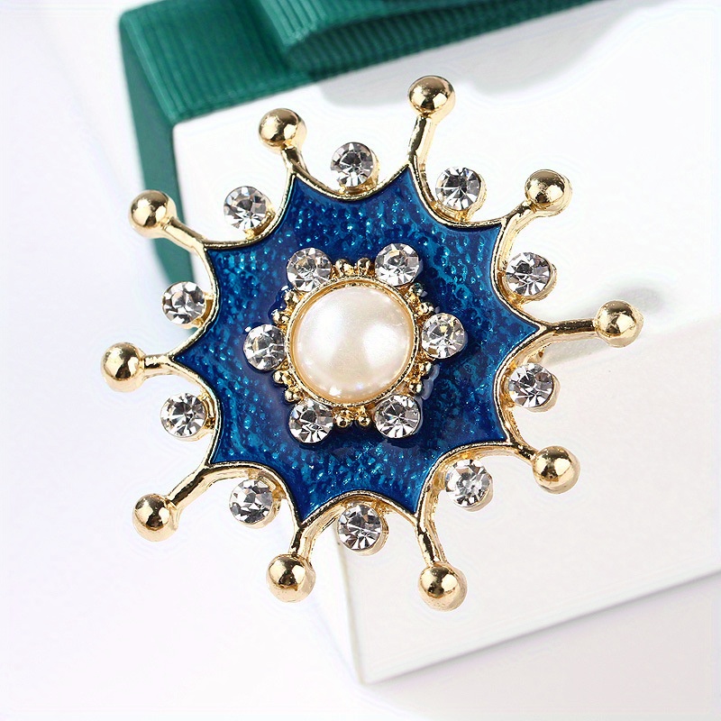 Image of Vintage Enamel Blue Sunflower Brooch With Sparkling Rhinestones And Enamel Details, Women's Fashionable , Additions, Suitable For Weddings And Formal Occasions