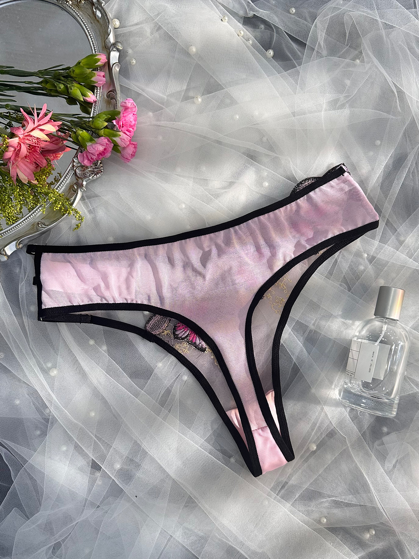 Women'S Plus Size Sheer Sexy Embroidered Lace Briefs with Asymmetrical Design, Adjustable Mid-Rise, No Padding, Medium Stretch Fabric, Lace Underwear, Elegant Underwear, Asymmetrical Briefs, No Padding Briefs, Stretchy Fabric Briefs