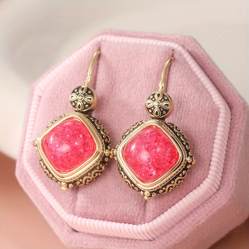 E-shop Kreative Vintage Handgeschnitzte Muster Quadratische Ohrringe – Exquisiter Schmuckaccessoire, Das Perfekte Festliche Schmuckgeschenk für Frauen