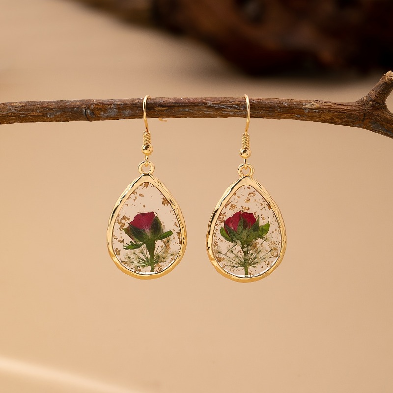 TEMU 1 Pair Bohemian Pastoral Style Easy Versatile Dried Flower Water Drop Shaped Pendant Flower Eternal Flower Earrings Suitable For Women' Vacation
