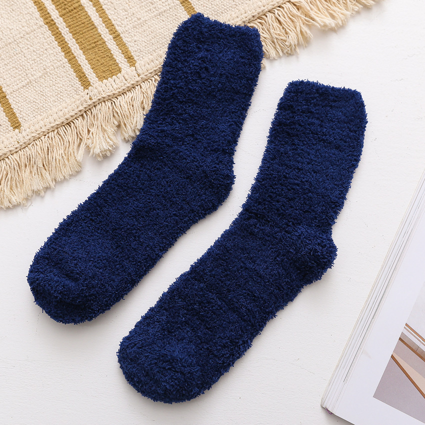 Image of 1/5random Color/8pairswinter Coral Fleece Socks For Men Adult Home Thickened Warm Floor Socks, Sleep Mid-calf Men's Socks