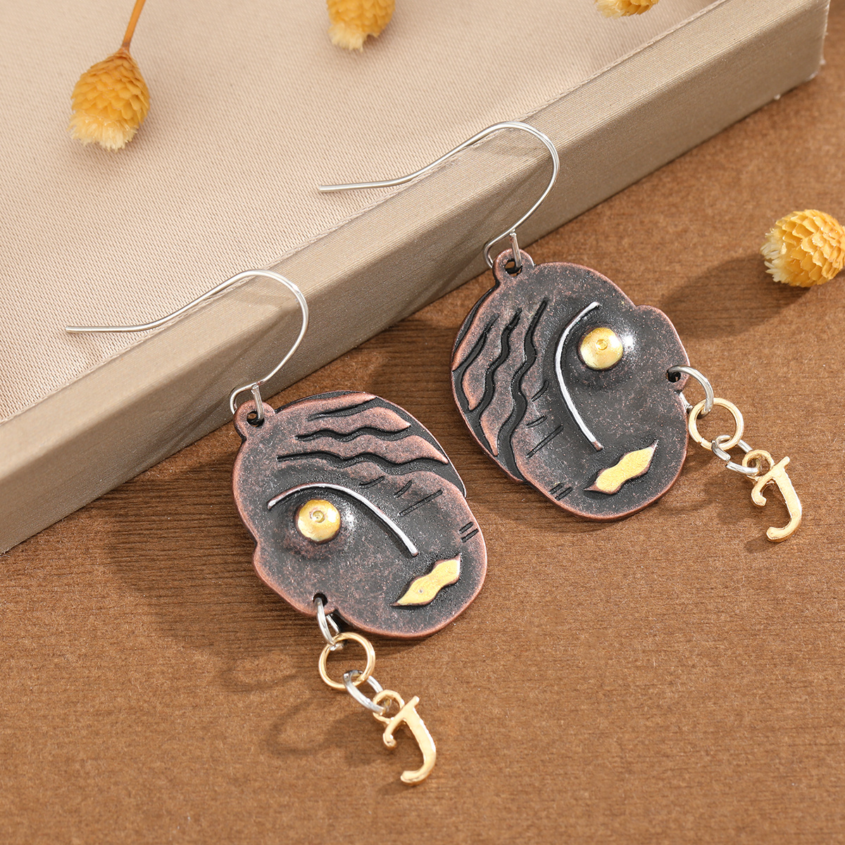 TEMU Bohemian Ethnic Abstract Relief Face With Pendant Ladies Earrings Suitable For Daily Commute Festival Personalized Versatile Earrings