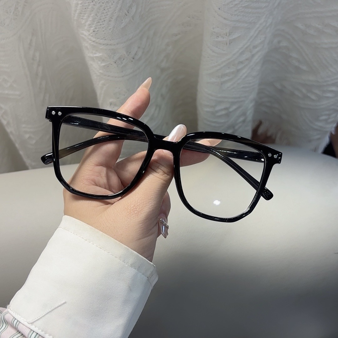 Unisex Square Fashion Glasses, Stylish Design, Durable And Thick, Suitable For Daily , Valentine's Day Gift Or Friendship Exchange
