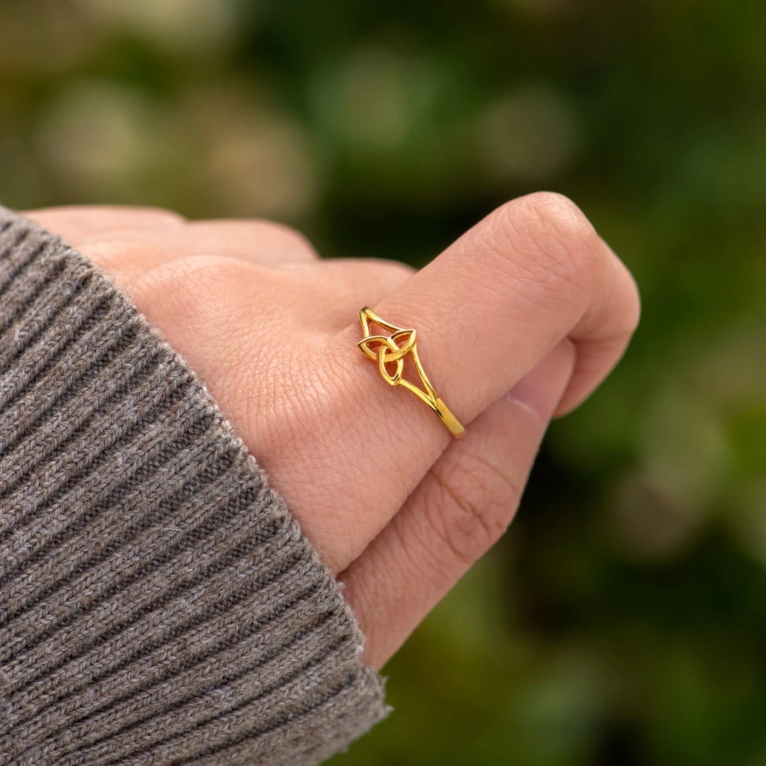 Women's Celtic Knot Adjustable Ring, Elegant Retro Design