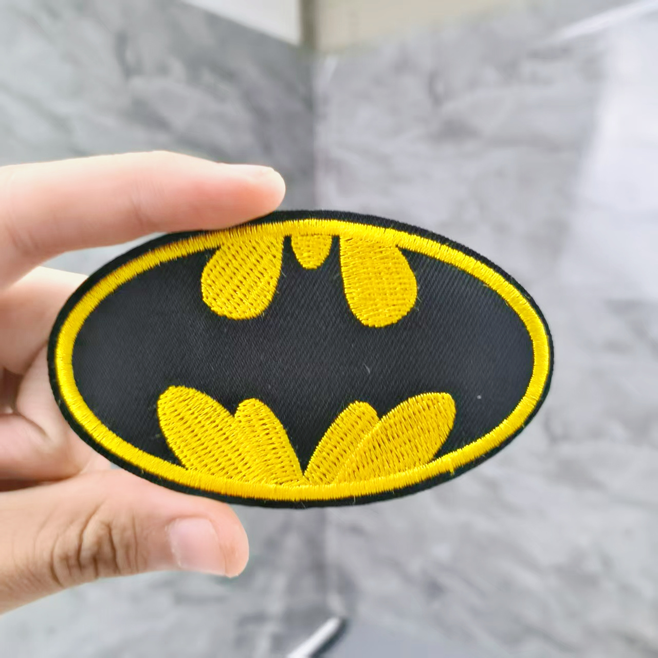 TEMU WB Warner Bros. DC Superman Toppa Ricamata 2 in 1 con Logo, Adatta per Riparazione e Decorazione di Abbigliamento, Accessorio Ricamato Unico per