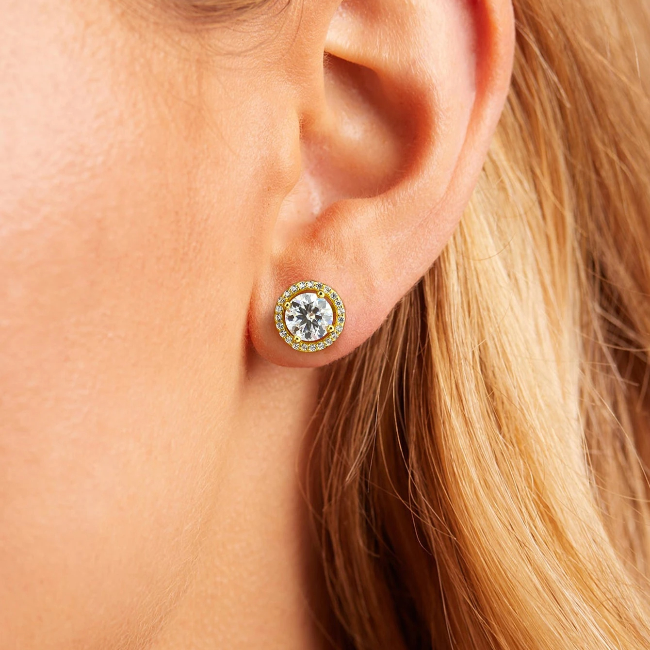 Stylish 925 Silver Moissanite Certified Golden Stud Earrings