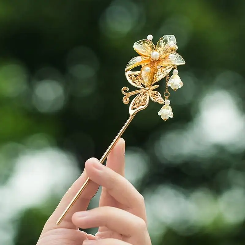 1pc handmade resin leaves hairpin hanfu style retro flower hair clip with 4 section leaf design like beads delicate branches for womens long hair accessories vintage hairpin for cosplay weddings themed events durable elegant hair ornaments wedding hair accessories for women flower clips for hair silvery hair accessories hair claw clips for women traditional hairstyle cosplay accessories Product details 4
