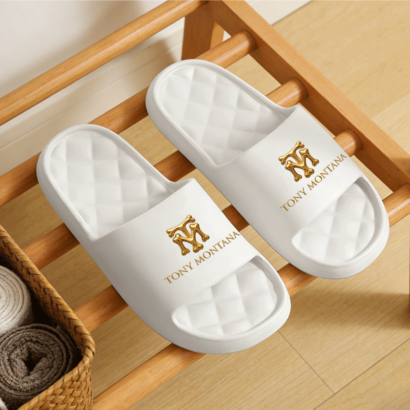 TEMU Golden Logo Letter Unisex Eva Slippers, Printed Design, Wearable, Hand Washable, Perfect For Indoor Home And Beach. Men's Slippers