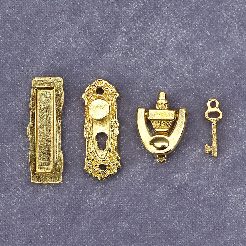 

4pcs Golden Miniature Dollhouse Hardware Set, 1:12 Scale Wooden Door And Key Accessories, Decorative Mini Furniture For Micro Scene Display, Dollhouse Miniatures