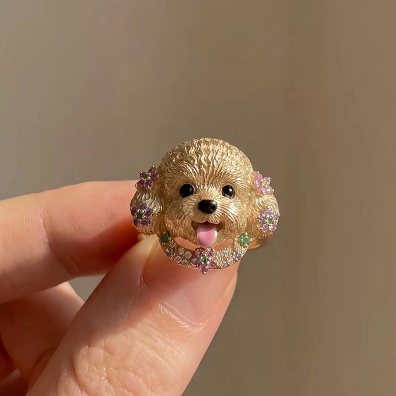 Anillo Poochie Joy · Perrito dorado con circonias