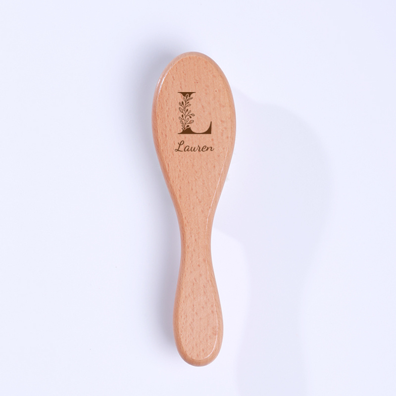 TEMU Brosse à cheveux personnalisée avec au laser du nom/des - Lettres du nom A-Z () - Brosse à cheveux avec informations gravées au laser - Cadeau