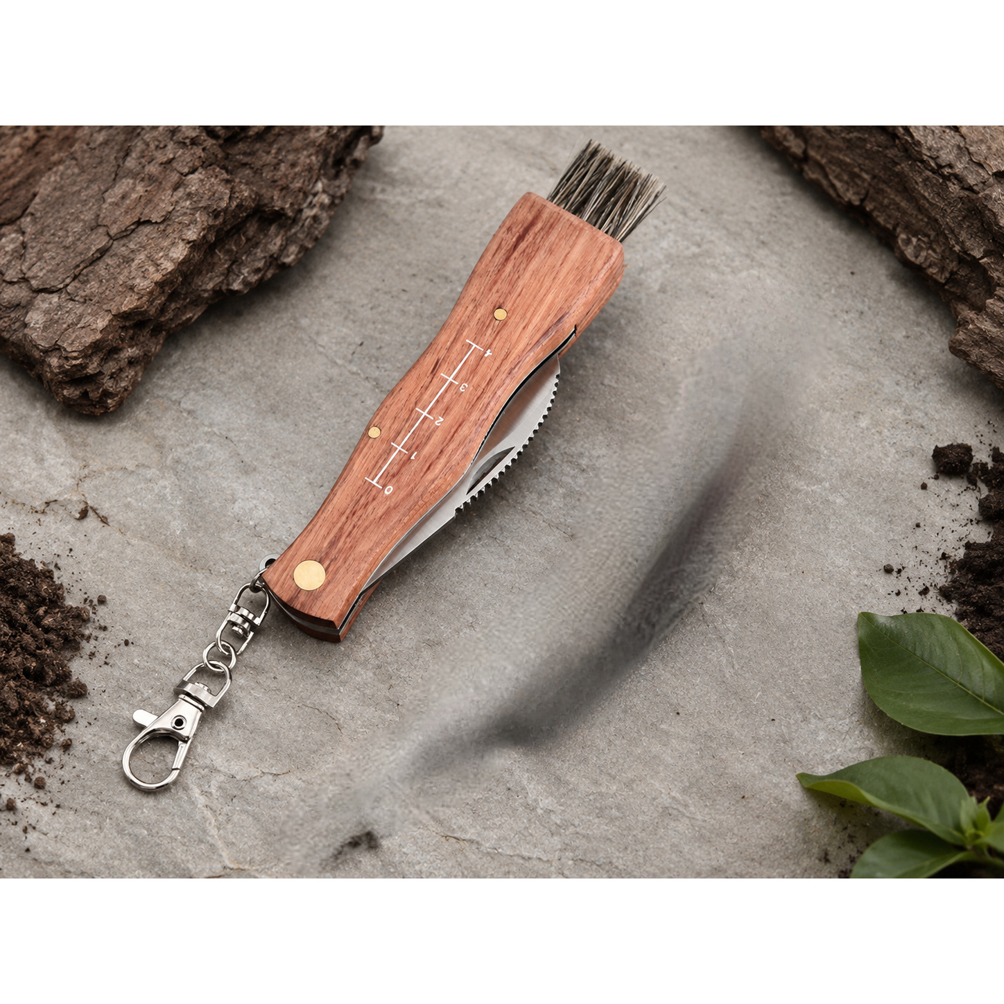 TEMU Wooden Handle Garden Harvesting Hand Tool With Cleaning Brush For Mushroom Foraging And Light Weeding