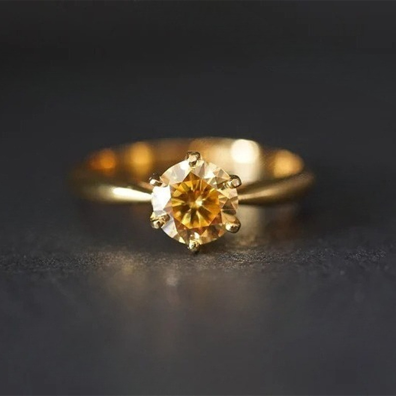 1 Carat S925 Silver Moissanite Ring, Ideal for Anniversaries