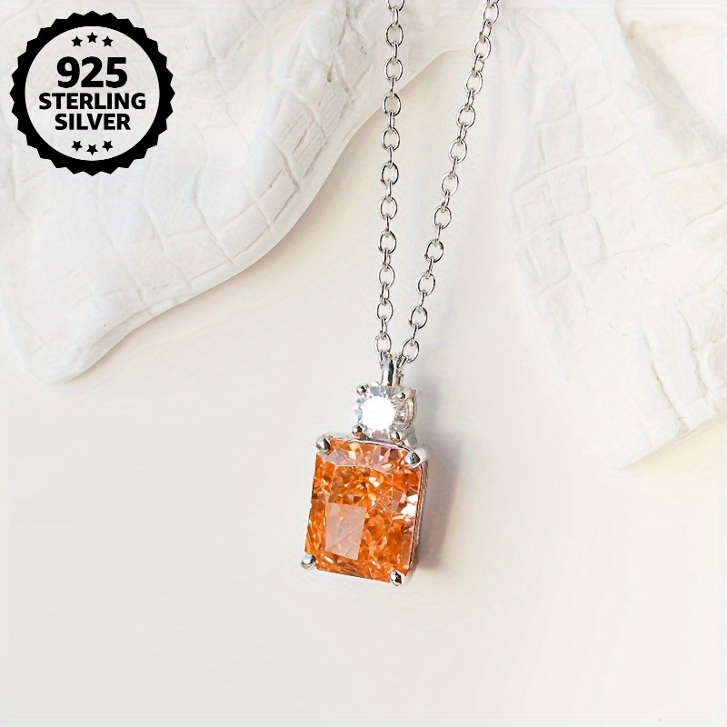 A S925 Pure Silvery Cut Orange Necklace, With A Simple And Elegant Style, Suitable For Daily Decoration Of Women And. An Exquisite Jewelry For Dating Gifts And An Ideal Birthday And Wedding Gift