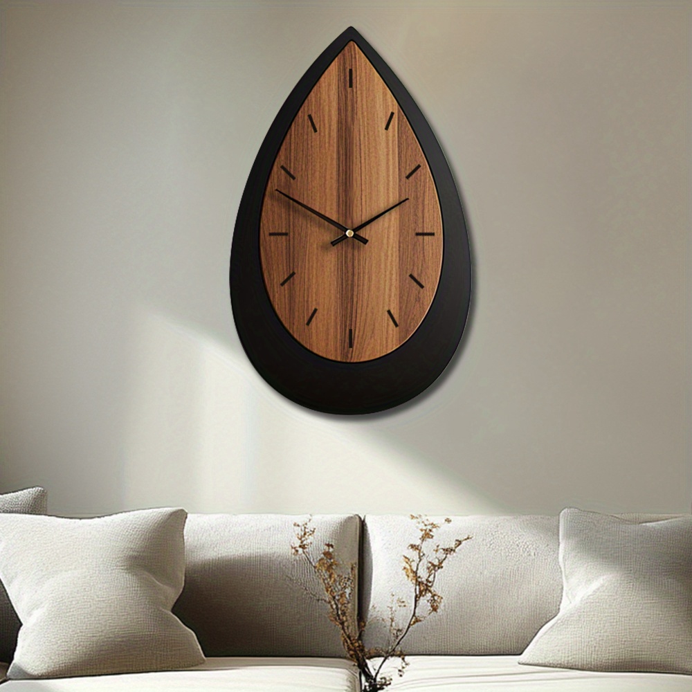 Artistic Silent Wall Clock Made of Decorative Wood in an Irregular Shape, Battery-Operated. Available in Sizes 14, 16, And 45.72 cm, This Vintage Wooden Clock Is Perfect for Home Decor in The Kitchen, Living Room, Bedroom, Or Office
