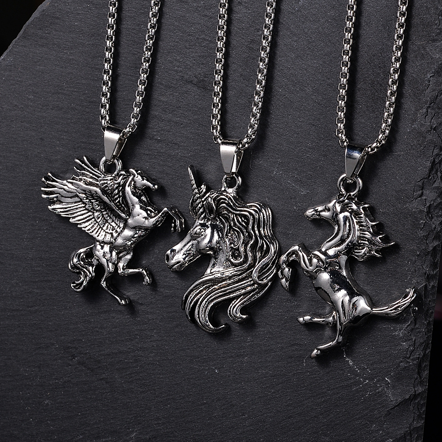 Efrey 3pcs Fashion Horse Pendant Necklace, Chain, Men's And Women's Necklace, Perfect As A Birthday Or Any Special Occasion Gift